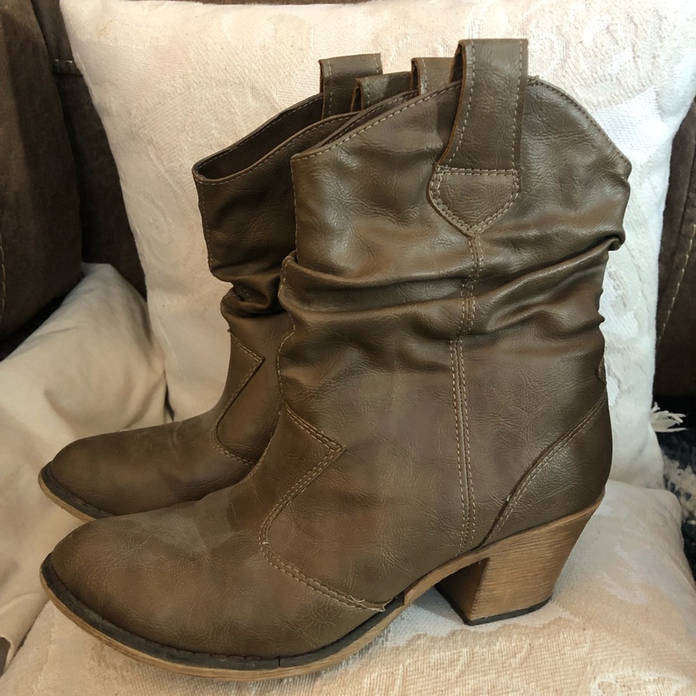 Ankle cowboy boots